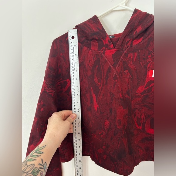Lululemon Team Canada All Yours Cropped Hoodie COC Logo Maple Dark Red Multi - Picture 5 of 13